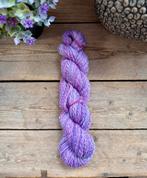 Handgesponnen streng merino, Hobby en Vrije tijd, Ophalen of Verzenden, Nieuw, Breien, Wol of Garen