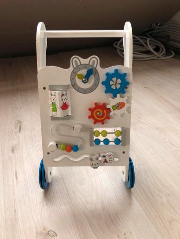 Houten Loopwagen / Activiteitenwagen beschikbaar voor biedingen