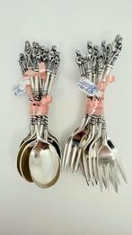 Compleet: 12 verzilverde oude apostellepels en vorken, Antiek en Kunst, Antiek | Bestek, Verzenden