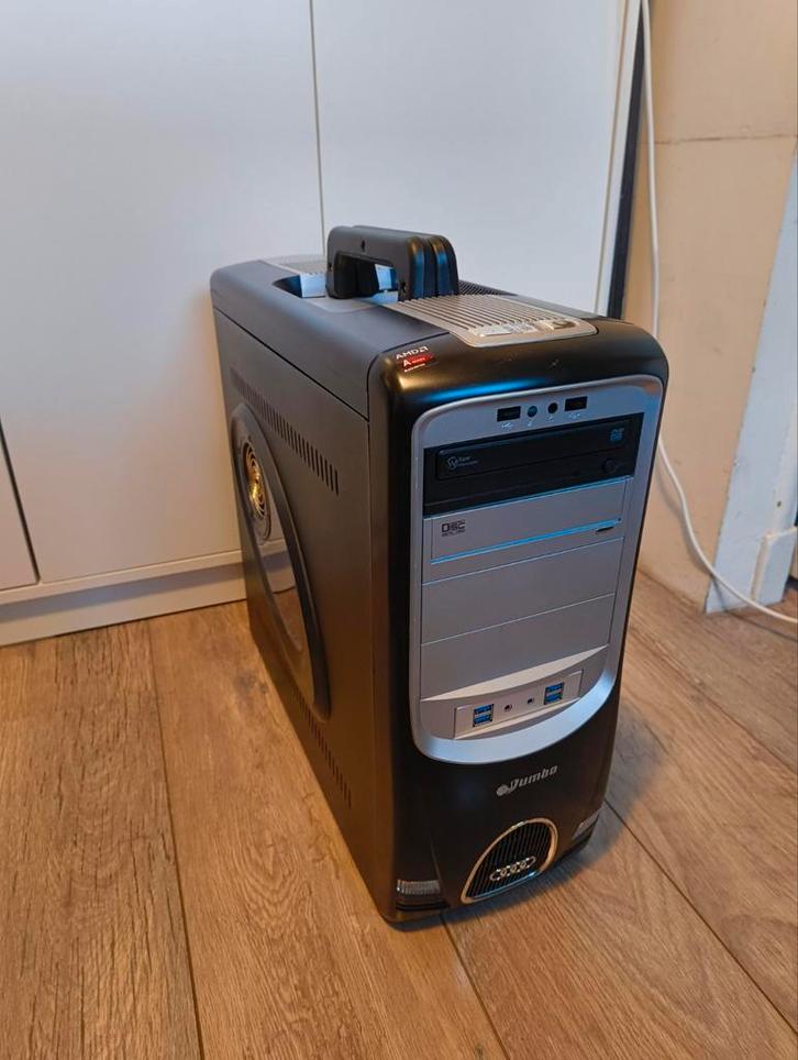 Zeldzame Audi Retro PC behuizing. Jumbo pc case, Computers en Software, Computerbehuizingen, Gebruikt, Ophalen