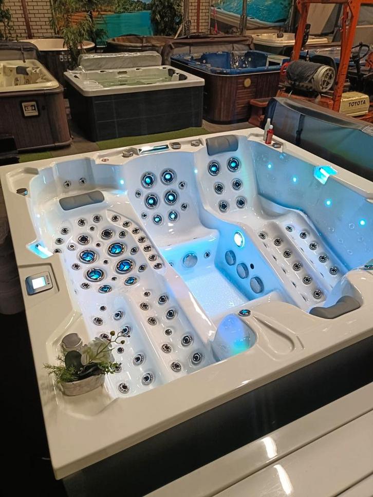 ‼️MEEST LUXE SPA VAN NL‼️ 4 pers 👨‍👩‍👧‍👦 7 DAGEN GEOPEND, Tuin en Terras, Bubbelbaden en Hottubs, Nieuw, Filter, Ophalen of Verzenden
