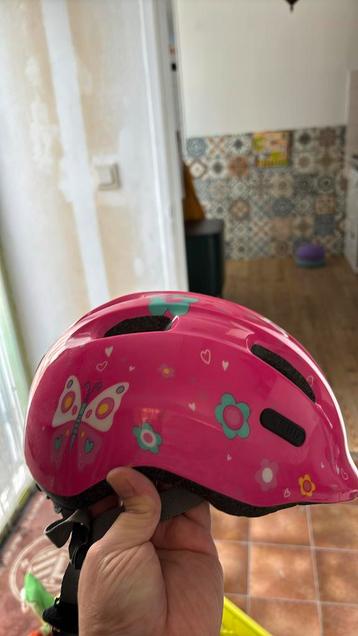 Kinder helm beschikbaar voor biedingen