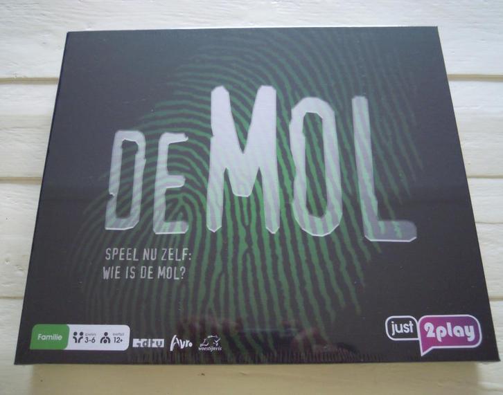 Nog in plastic verpakking spel ‘Wie is de Mol': doe een bod!, Hobby en Vrije tijd, Gezelschapsspellen | Bordspellen, Nieuw, Drie of vier spelers