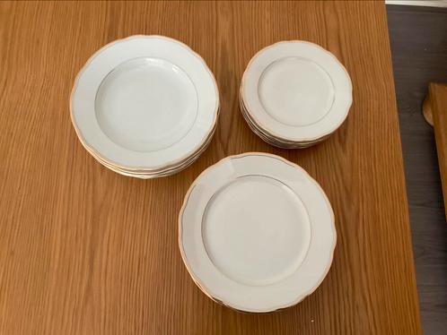 Porceleinen servies, Huis en Inrichting, Keuken | Servies, Zo goed als nieuw, Compleet servies, Overige stijlen, Porselein, Ophalen
