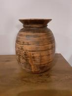 Nepalese pot., Huis en Inrichting, Overige kleuren, Aardewerk of Porselein, Ophalen of Verzenden, Zo goed als nieuw