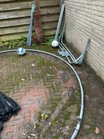 Oud ijzer: Trampoline frame, Doe-het-zelf en Verbouw, IJzerwaren en Bevestigingsmiddelen, Ophalen, Gebruikt, 250 mm of meer, Overige typen