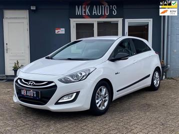 Hyundai I30 1.6 GDI Go!|NAVI,CRUISE,CLIMA,CARPLAY,PARKSENSOR beschikbaar voor biedingen