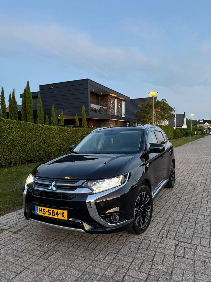 Mitsubishi Outlander 2.0 Dohc Mivec Phev 203pk 4WD CVT 5P, Auto's, Mitsubishi, Particulier, Outlander, Hybride Elektrisch/Benzine