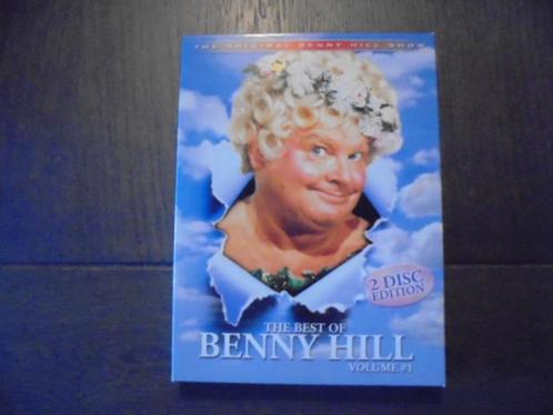 Benny Hill, the BEST OF volume 1, op 2 DVD's, Cd's en Dvd's, Dvd's | Tv en Series, Zo goed als nieuw, Komedie, Alle leeftijden