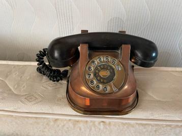Vintage Koperen Telefoon beschikbaar voor biedingen