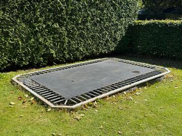 Grote trampoline (2.55x3.80m) - Goede staat! beschikbaar voor biedingen