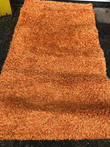 Orange vloerkleed te koop voor maar 15 euro als nieuw  beschikbaar voor biedingen