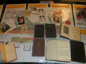 Bijbelboeken uit 1945 t/m 1958 incl bijbelse boekenlegger beschikbaar voor biedingen