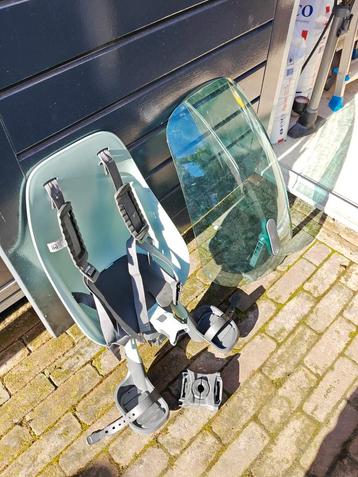 Urban Iki Voorzitje Mint + Windscherm beschikbaar voor biedingen