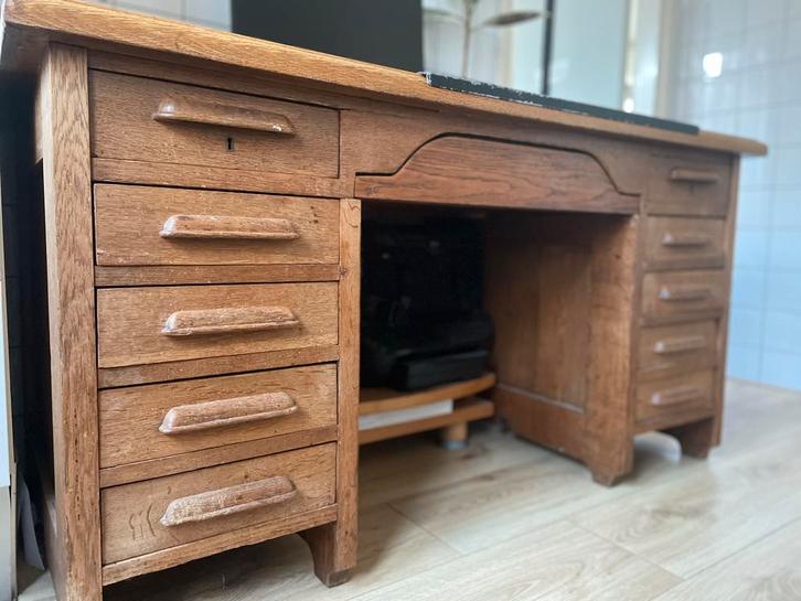 Engels bankiersbureau, Antiek en Kunst, Antiek | Kantoor en Zakelijk, Ophalen of Verzenden