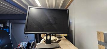 2x Dell Monitor - Perfect voor Werk of Studie! beschikbaar voor biedingen