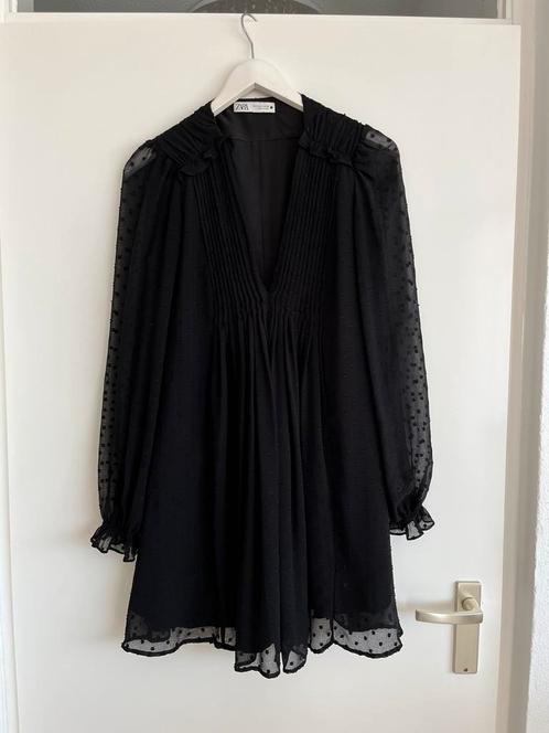 Zwarte jurk van Zara, Kleding | Dames, Jurken, Zo goed als nieuw, Maat 36 (S), Zwart, Boven de knie, Ophalen of Verzenden