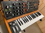 Behringer Poly D Synth met Tas & Dekmantel, Muziek en Instrumenten, Synthesizers, Overige aantallen, Zo goed als nieuw, Met midi-aansluiting