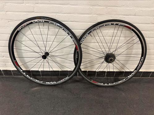 Pinarello Most Wildcat wielset Campagnolo in nette staat, Sport en Fitness, Wielrennen, Zo goed als nieuw, Overige typen, Ophalen of Verzenden