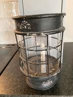 Landelijk windlicht, Huis en Inrichting, Woonaccessoires | Kandelaars en Kaarsen, Gebruikt, Zwart, Ophalen of Verzenden, Metaal