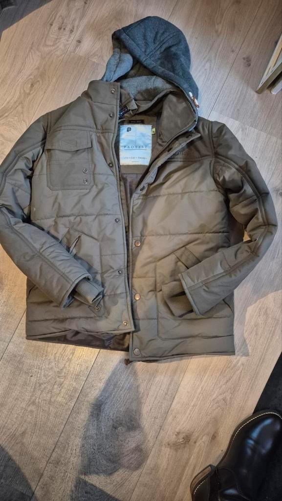 Protest Winterjas Maat 152 -bruin/groen, Kinderen en Baby's, Kinderkleding | Maat 152, Zo goed als nieuw, Jas, Ophalen