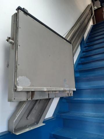 Rolstoel lift rolstoellift traplift plateaulift werklift beschikbaar voor biedingen