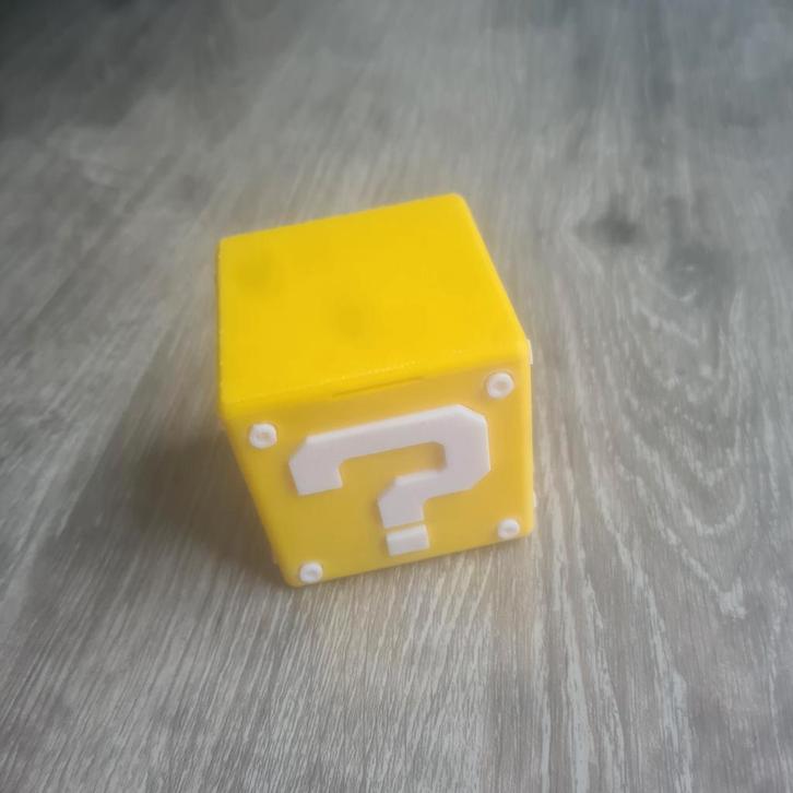 Super Mario Vraagteken Blok - Nintendo Switch Spel Opslag, Spelcomputers en Games, Spelcomputers | Nintendo Portables | Accessoires