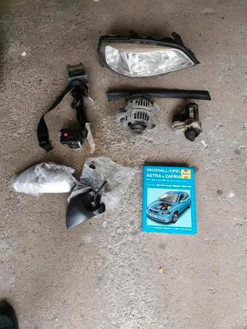 Opel Astra G onderdelen. Haynes vraagbaak en evt recaro stoe beschikbaar voor biedingen