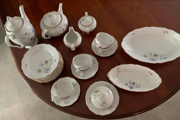 Vintage Ontbijtservies, ca. 60 jaar oud, Huis en Inrichting, Keuken | Servies, Gebruikt, Compleet servies, Overige stijlen, Porselein