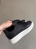 Alexander McQueen Sneakers Zwart Glitter Maat 40, Kleding | Dames, Schoenen, Ophalen of Verzenden, Zo goed als nieuw, Zwart, Sneakers of Gympen