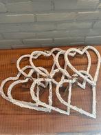 Decoratie krans/hanger hart, wit, 8 stuks, hoog 28 cm, nieuw, Ophalen of Verzenden, Nieuw, Meerdere media, Kunst en Creatief