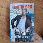 Martin Bril - Heimwee naar Nederland, Boeken, Literatuur, Ophalen of Verzenden, Zo goed als nieuw, Nederland, Martin Bril