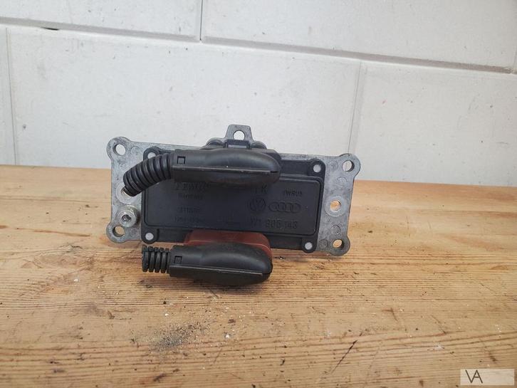 VW Golf 4 / Bora / Seat Leon 2.3 v5 ontsteking module €200, Auto-onderdelen, Elektronica en Kabels, Volkswagen, Gebruikt, Ophalen of Verzenden