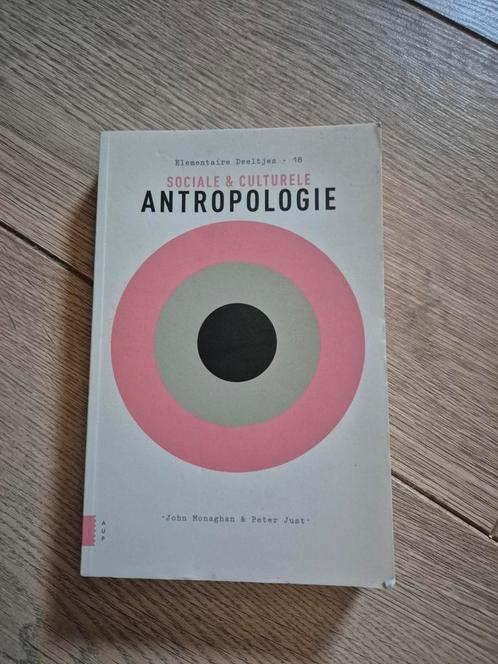 John Monaghan - Sociale en culturele antropologie, Boeken, Wetenschap, Zo goed als nieuw, Sociale wetenschap, Ophalen of Verzenden