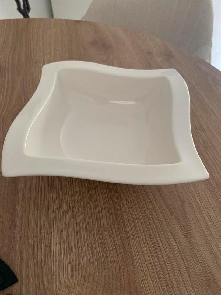 Villeroy&Boch New Wave salade/serveerschaal, Verzamelen, Porselein, Kristal en Bestek, Zo goed als nieuw, Bord of Schaal, Porselein