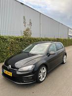 Volkswagen Golf 1.4 TSI R-Line 7-DSG 5D 2016 Zwart, Auto's, 125 pk, Zwart, 4 cilinders, Leder en Stof