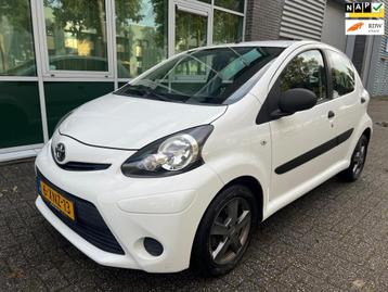 Toyota Aygo 1.0 VVT-i Now - AIRCO - 5 DRS - 2014 - NAP ! beschikbaar voor biedingen