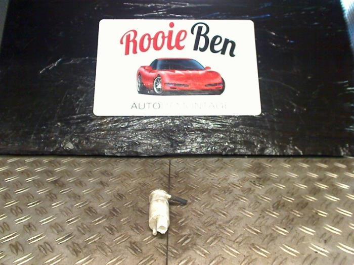 Ruitensproeierpomp voor van een Chrysler Grand Voyager, Auto-onderdelen, Ruiten en Toebehoren, Gebruikt, -, -, Ophalen of Verzenden