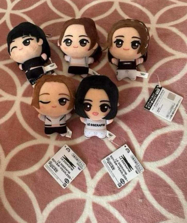 Le Sserafim Fearless plush, Verzamelen, Poppetjes en Figuurtjes, Nieuw, Ophalen of Verzenden