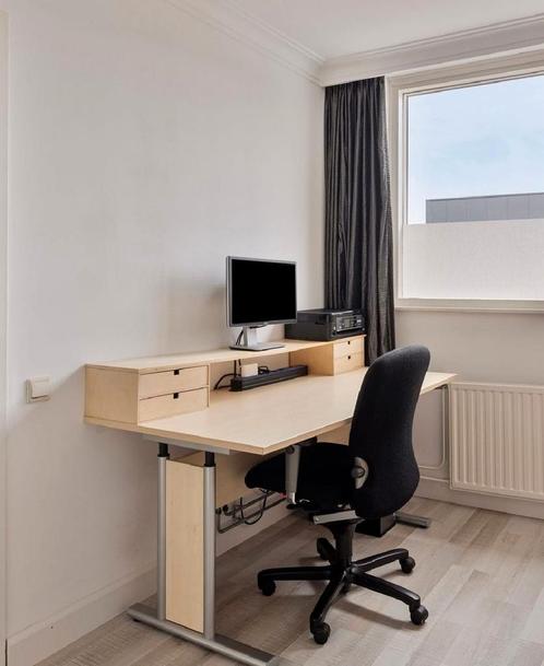 Buro met ladekastjes bovenop, Huis en Inrichting, Bureaus, Gebruikt, Stabureau, In hoogte verstelbaar, Ophalen