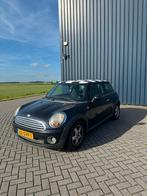 Mini 1.6 16V Cooper 2008 Zwart Luxe uitvoering., Voorwielaandrijving, 750 kg, 4 cilinders, 4 stoelen
