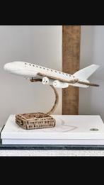Rivièra Maison Rustic Rattan Plane On Stand ruim 65% korting, Huis en Inrichting, Woonaccessoires | Schalen en Manden, Ophalen of Verzenden