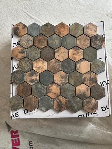 Hexagon tegels 30x30,5 beschikbaar voor biedingen