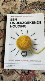 Maaike van den Herik - Een onderzoekende houding, Maaike van den Herik; Arnout Schuitema, Ophalen of Verzenden, Zo goed als nieuw