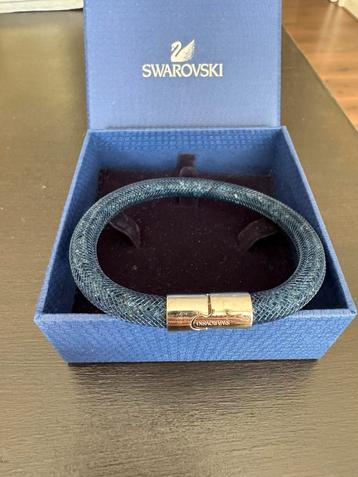 Swarovski armband blauw/zilver beschikbaar voor biedingen
