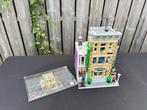 LEGO 10278 police station, Ophalen of Verzenden, Zo goed als nieuw, Complete set, Lego