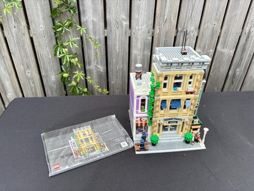 LEGO 10278 police station, Kinderen en Baby's, Speelgoed | Duplo en Lego, Zo goed als nieuw, Lego, Complete set, Ophalen of Verzenden
