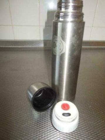"DE" thermoskan - 0,5 liter beschikbaar voor biedingen