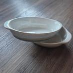 2 Ovenschaaltjes Beige/Groen - Nieuw!, Huis en Inrichting, Keuken | Servies, Keramiek, Nieuw, Ophalen of Verzenden, Schaal of Schalen