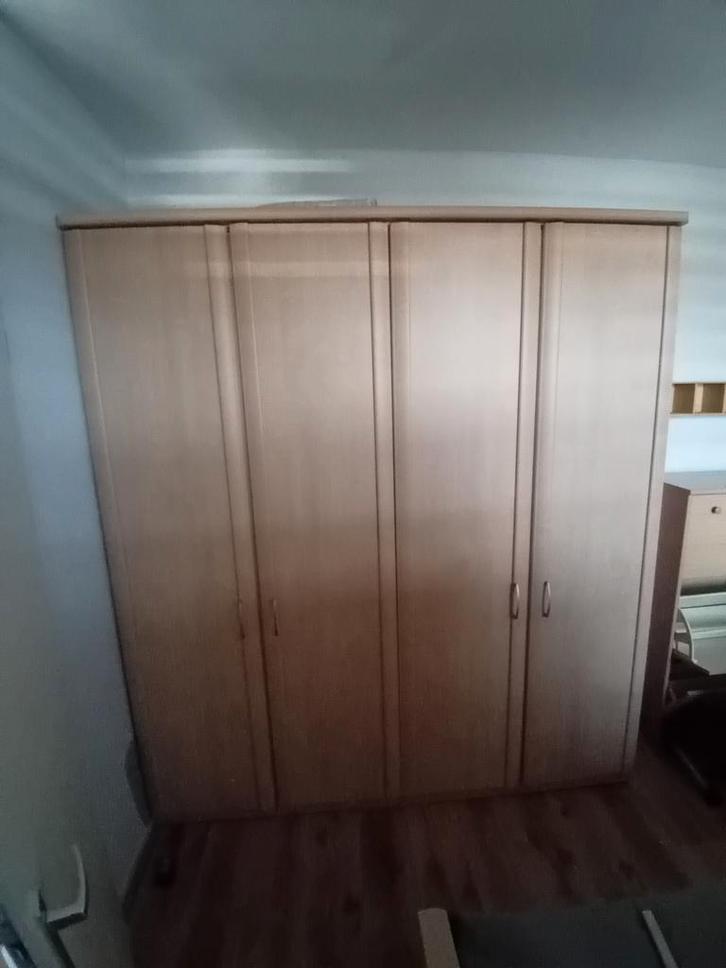 monteren en demonteren, Huis en Inrichting, Kasten | Buffetkasten, 200 cm of meer, 25 tot 50 cm, Ophalen of Verzenden